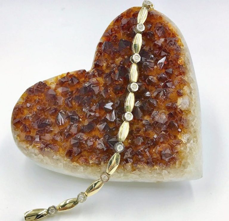 Heart-shaped Citrine Quartz with diamond bracelet